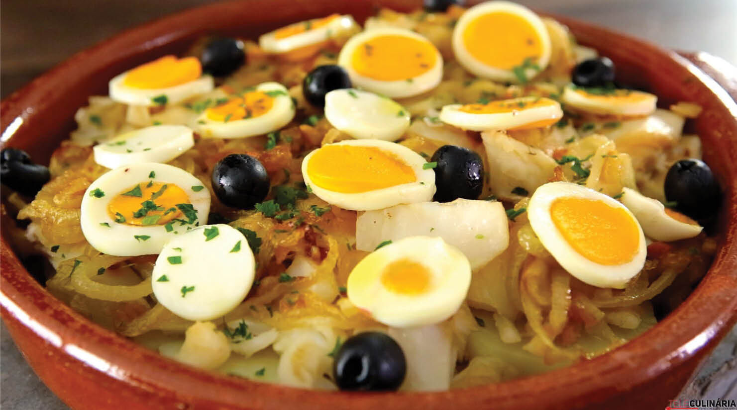 Receitas Natalina: Bacalhau à Gomes de Sá Receitas Natalina: Bacalhau à Gomes de Sá