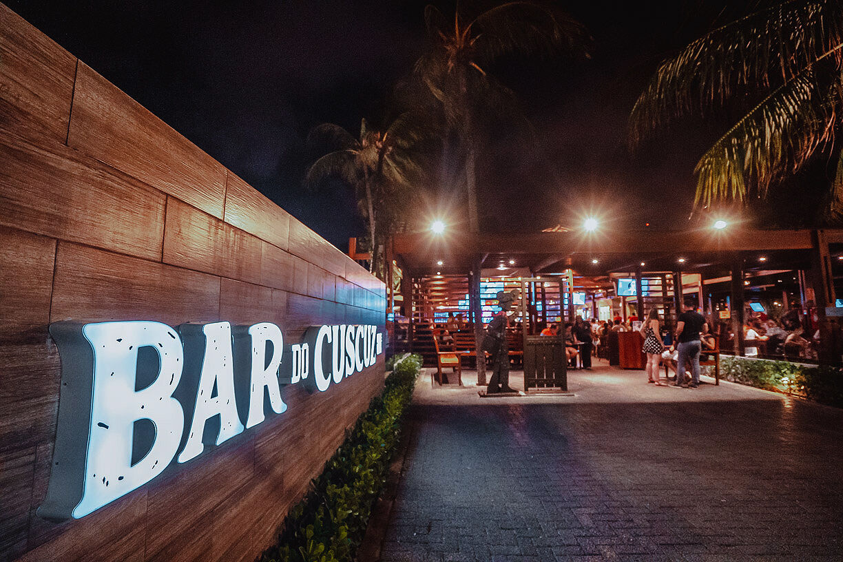 Bar do Cuscuz é multado em mais de R$ 9 mil por jogar esgoto em praia de João Pessoa Bar do Cuscuz é multado em mais de R$ 9 mil por jogar esgoto em praia de João Pessoa