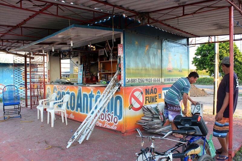 Comerciantes prometem reagir contra ordem de despejo no Almeidão Comerciantes prometem reagir contra ordem de despejo no Almeidão