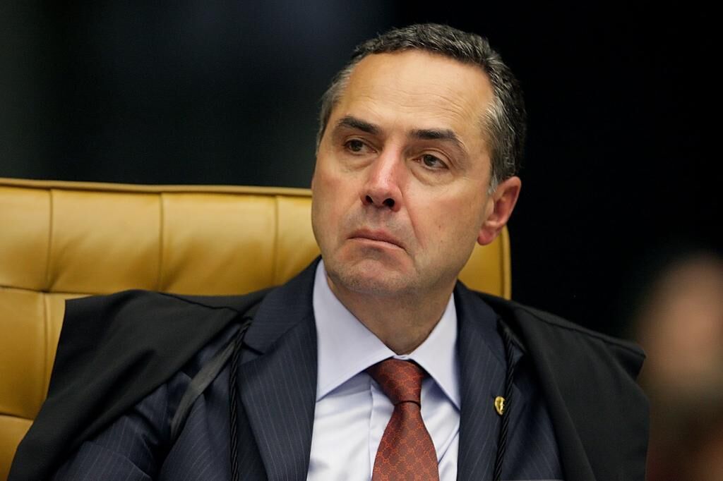Barroso permite oferta de transporte público gratuito no segundo turno das eleições Barroso permite oferta de transporte público gratuito no segundo turno das eleições