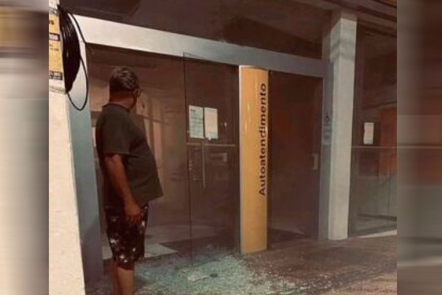 Bandidos explodem cofre e caixa eletrônica de agência do Banco do Brasil na Paraíba Bandidos explodem cofre e caixa eletrônica de agência do Banco do Brasil na Paraíba