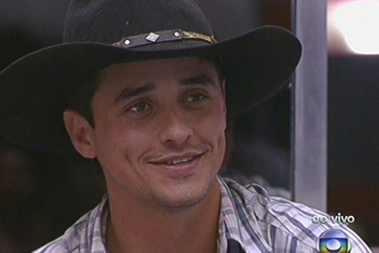 'BBB 12': "ele é a ameaça", alerta Fael sobre Ronaldo 'BBB 12': "ele é a ameaça", alerta Fael sobre Ronaldo