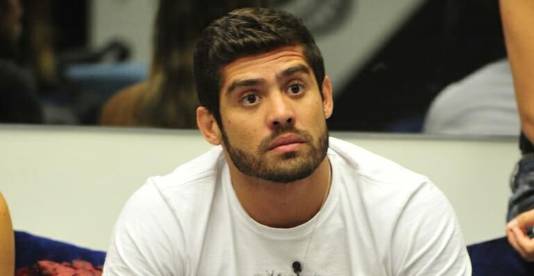 'BBB 12': Yuri é eliminado do programa com 51,23% dos votos 'BBB 12': Yuri é eliminado do programa com 51,23% dos votos