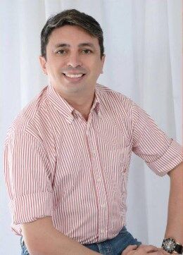 Beto Pirulito realiza primeiro encontro de projetos de leis para João Pessoa Beto Pirulito realiza primeiro encontro de projetos de leis para João Pessoa