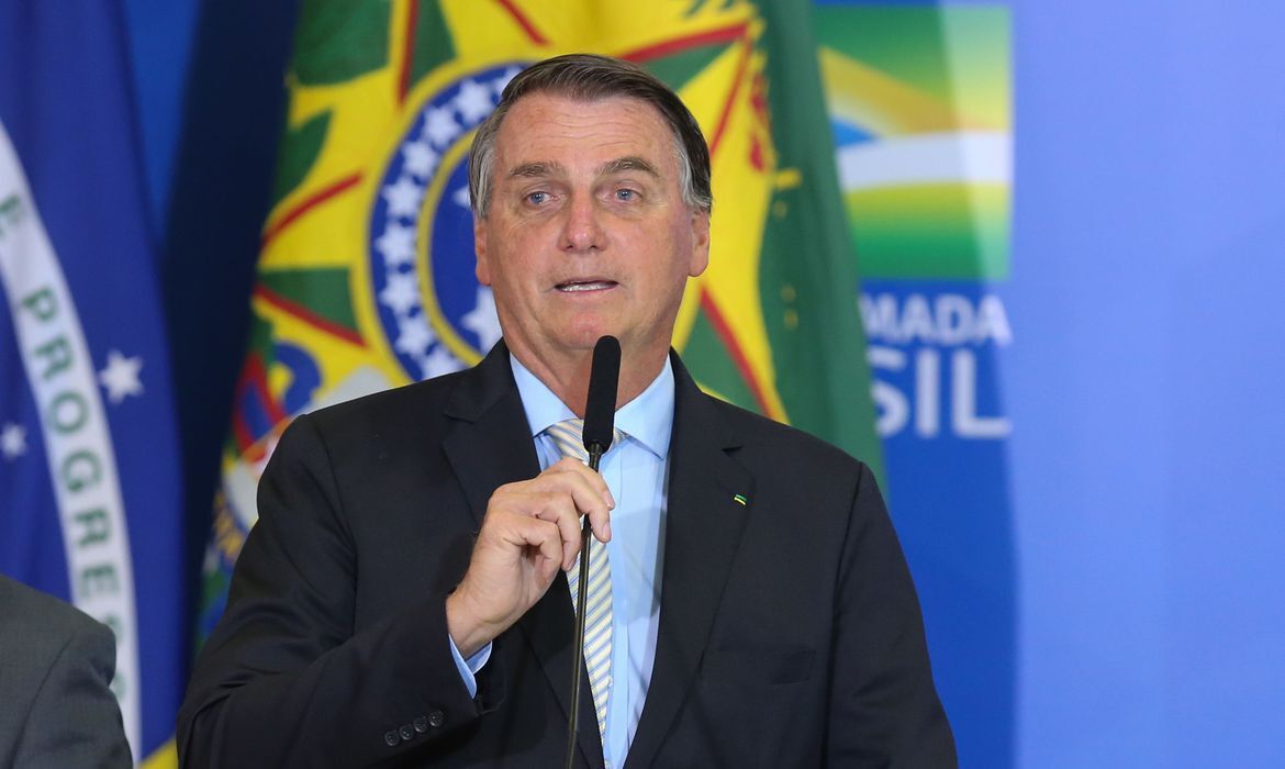 Aprovação do governo Bolsonaro cai para 23% e reprovação sobe para 50%, aponta pesquisa Ipec Aprovação do governo Bolsonaro cai para 23% e reprovação sobe para 50%, aponta pesquisa Ipec