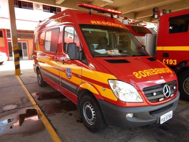Jovem morre após sofrer choque elétrico na zona rural de Catolé do Rocha Jovem morre após sofrer choque elétrico na zona rural de Catolé do Rocha