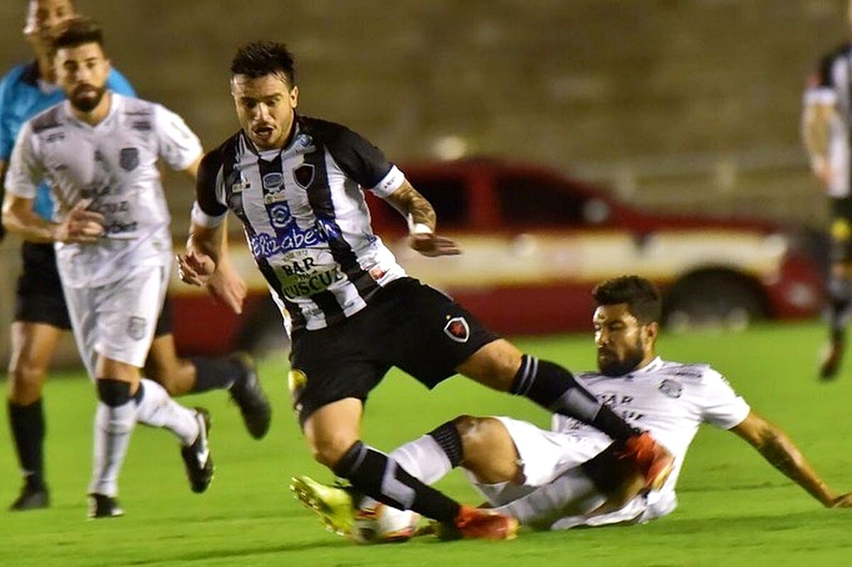 Treze vence Botafogo-PB por 2 x 0 e garante Clássico dos Maiorais na final do Campeonato Paraibano Treze vence Botafogo-PB por 2 x 0 e garante Clássico dos Maiorais na final do Campeonato Paraibano