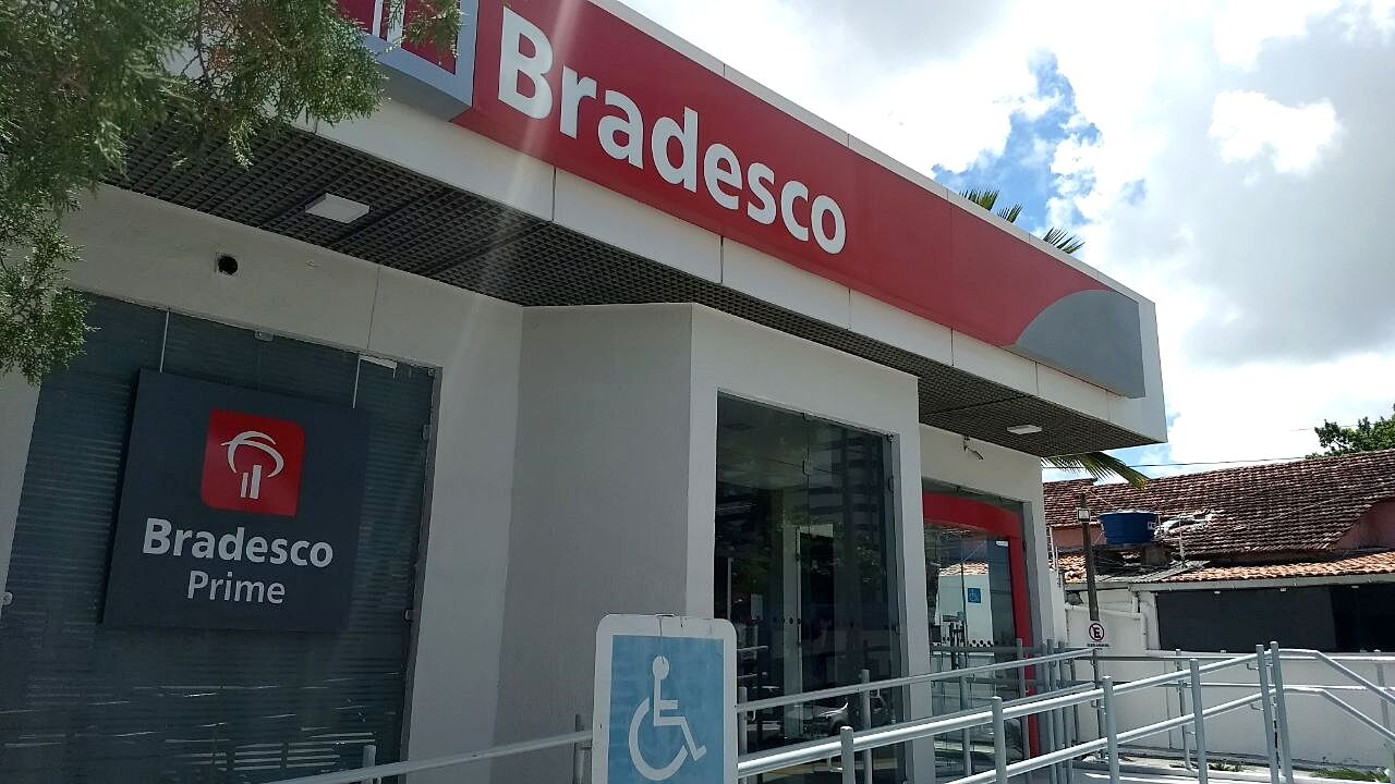 Em 10 dias, avanço de casos Covid-19 e gripes faz 25 agências bancárias da Região Metropolitana de João Pessoa fecharem as portas Em 10 dias, avanço de casos Covid-19 e gripes faz 25 agências bancárias da Região Metropolitana de João Pessoa fecharem as portas