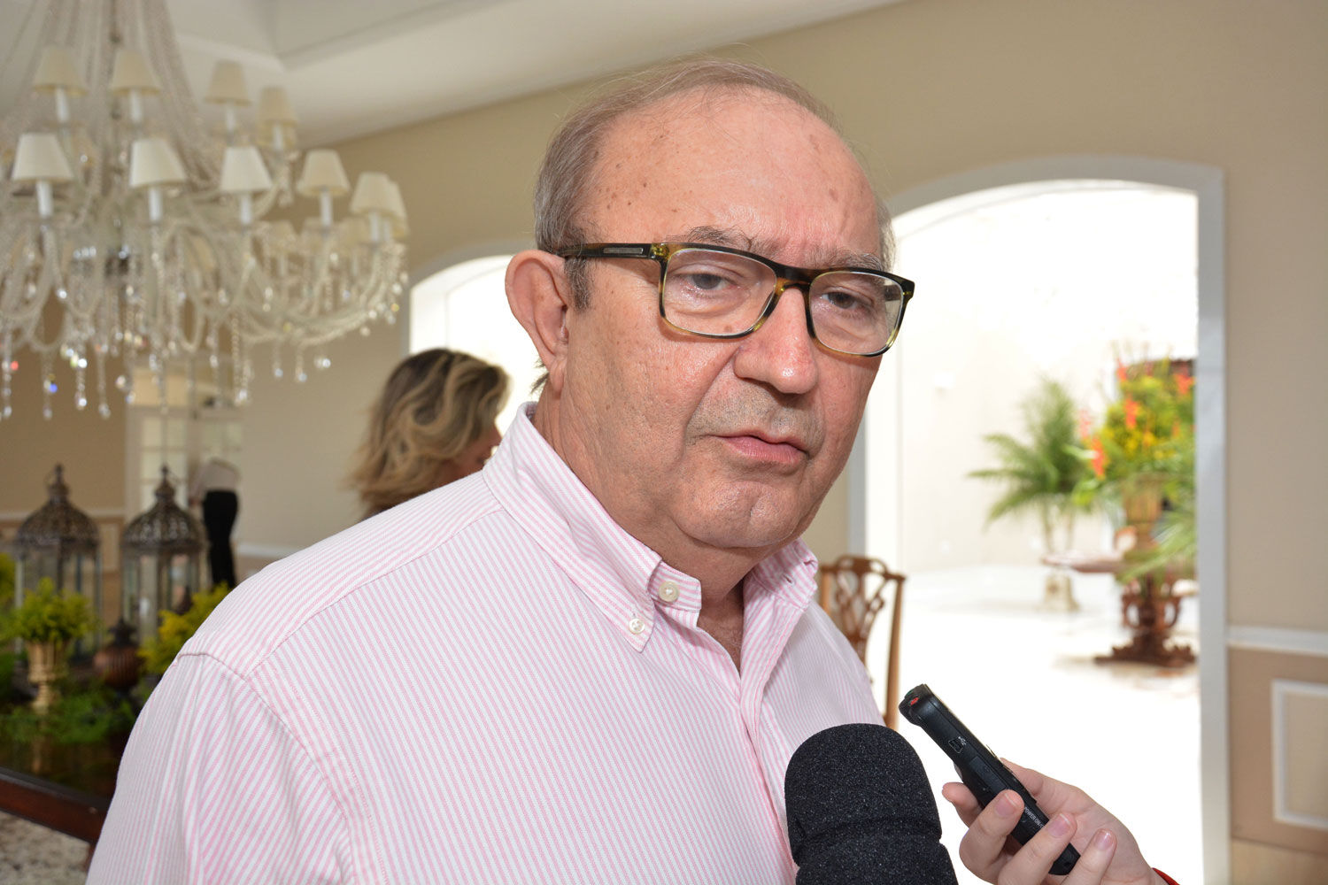 TRT determina afastamento de Buega Gadelha da presidência da Fiep TRT determina afastamento de Buega Gadelha da presidência da Fiep