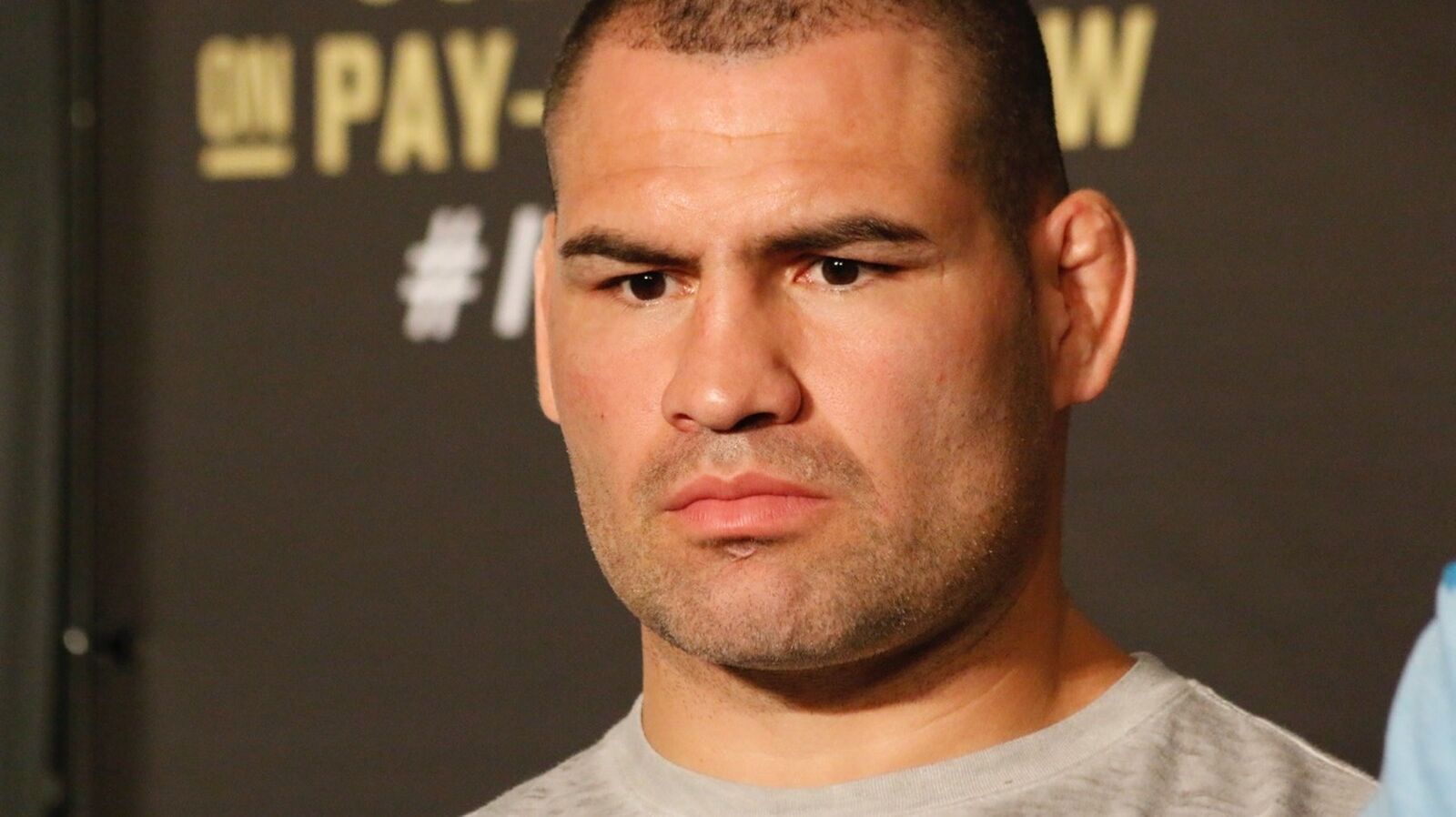 Com salário "gigante", Cain Velásquez é demitido do WWE, evento de lutas coreografadas Com salário "gigante", Cain Velásquez é demitido do WWE, evento de lutas coreografadas