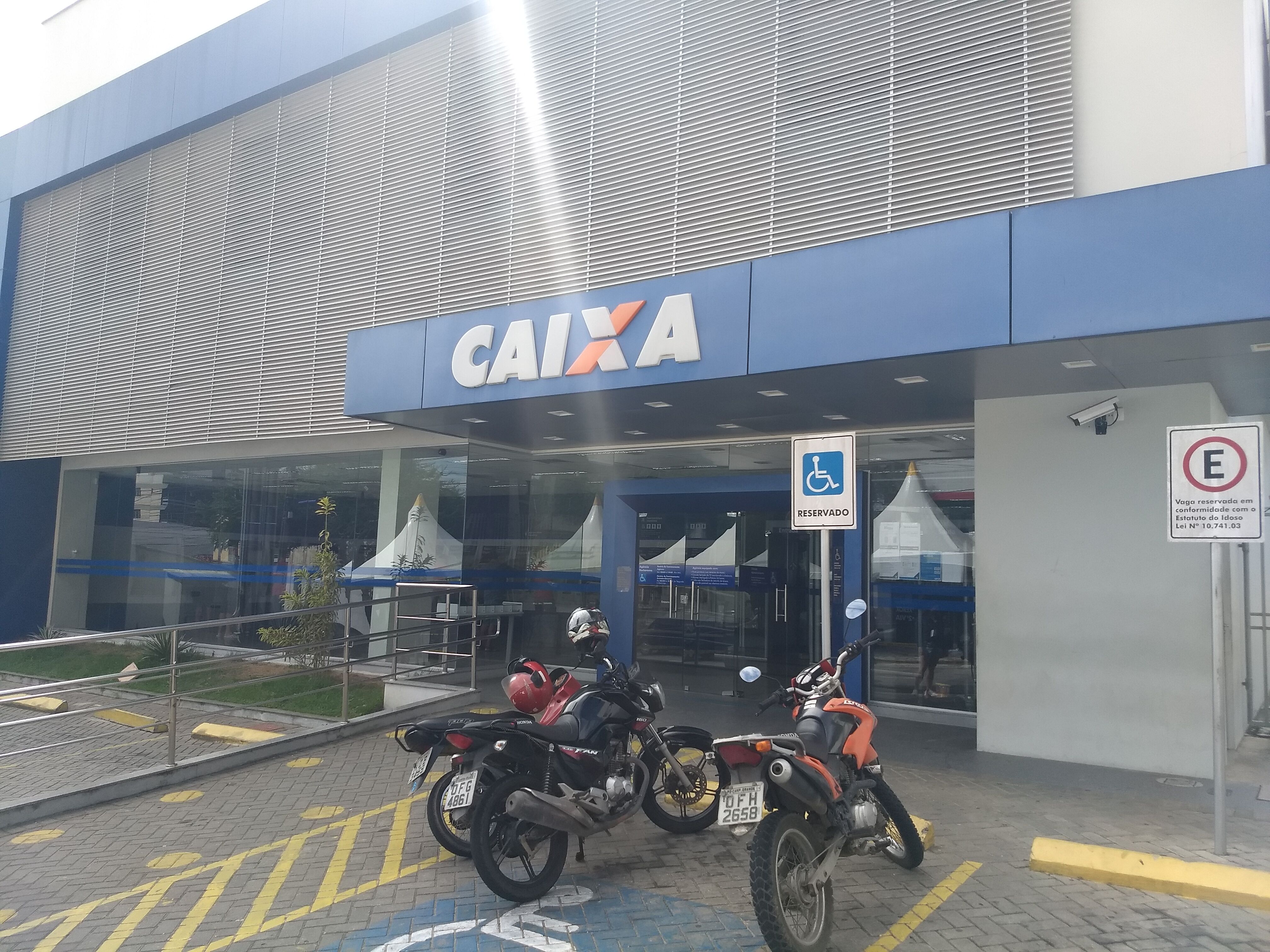Concurso da Caixa aplica provas neste domingo e tem 21 mil candidatos na Paraíba caixa