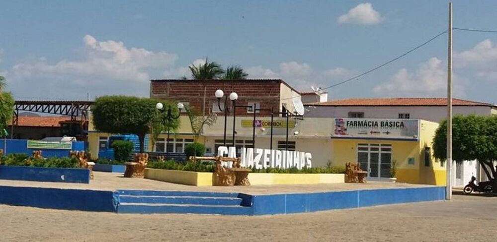 Com aproximadamente 3 mil habitantes, Cajazeirinhas lança edital de mais de R$ 1 milhão para comprar combustível Com aproximadamente 3 mil habitantes, Cajazeirinhas lança edital de mais de R$ 1 milhão para comprar combustível