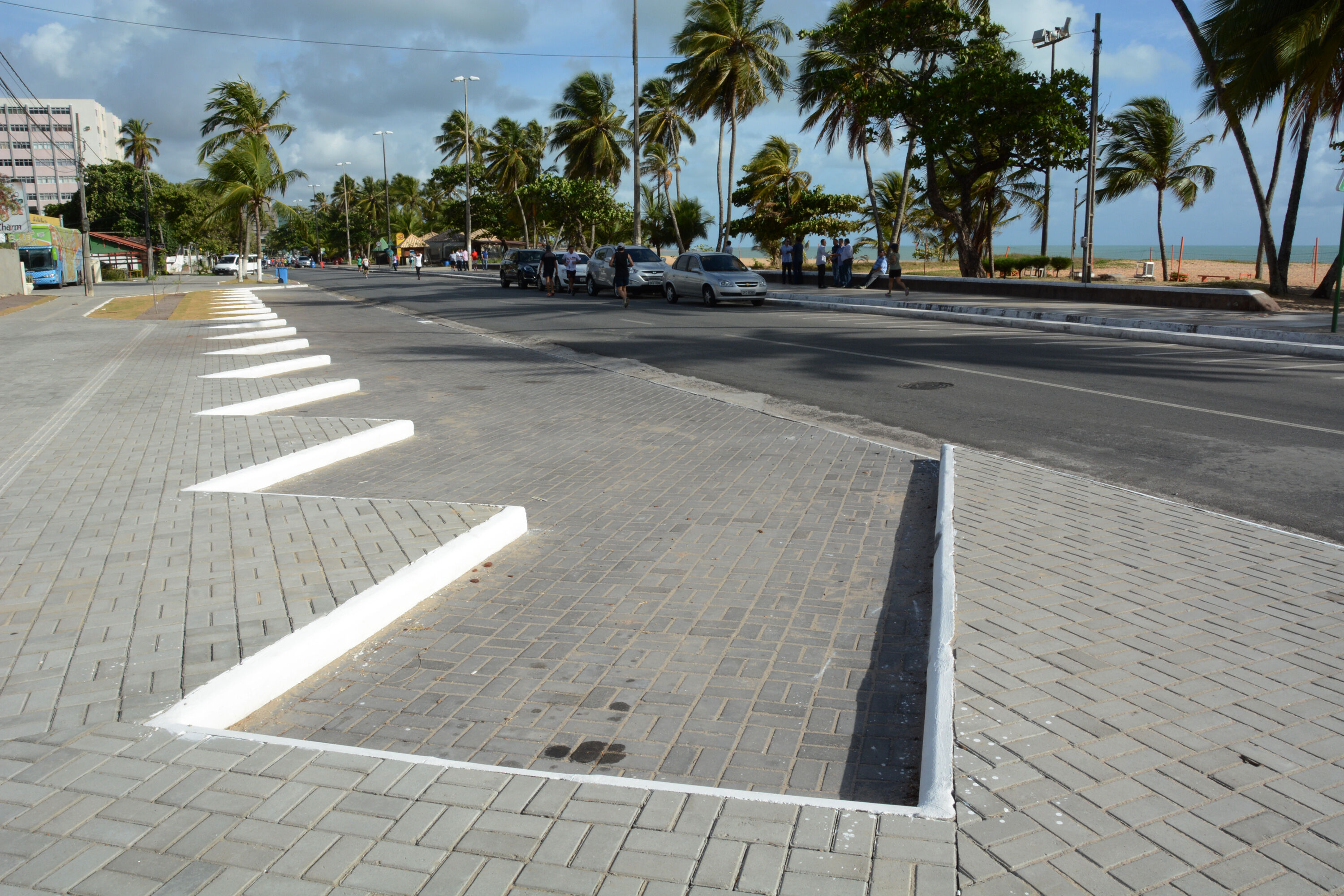 Prefeitura libera estacionamento na orla de João Pessoa, após reabertura de bares e restaurantes Prefeitura libera estacionamento na orla de João Pessoa, após reabertura de bares e restaurantes