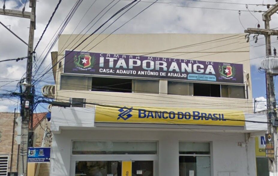Ministério Público investiga denúncia de "funcionários fantasmas" na Câmara de vereadores de Itaporanga Ministério Público investiga denúncia de "funcionários fantasmas" na Câmara de vereadores de Itaporanga