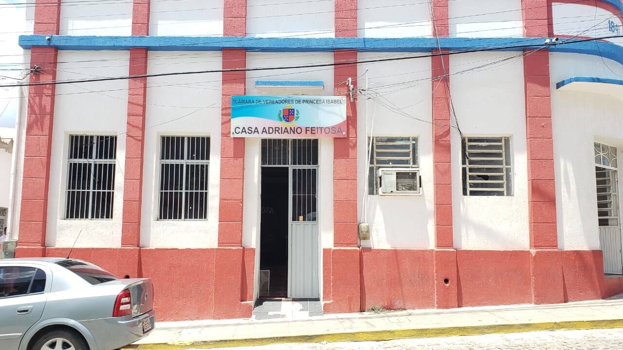 Câmara de Princesa Isabel torra quase R$ 50 mil para contratar pessoa que vai acompanhar vereadores na Marcha dos Prefeitos Câmara Princesa Isabel, contrato, Marcha dos Prefeitos, TCE-PB