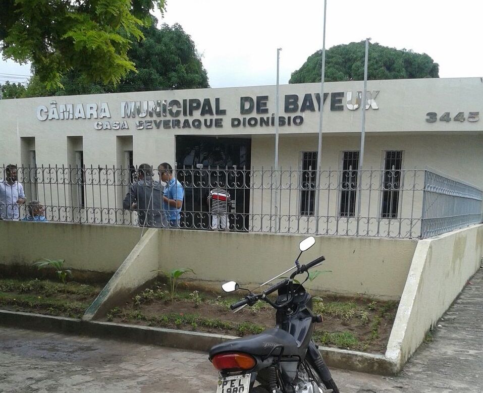 Confusão: juiz derruba decisão e determina realização da eleição indireta em Bayeux Confusão: juiz derruba decisão e determina realização da eleição indireta em Bayeux