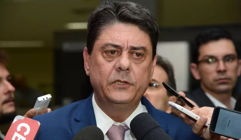 Bolsonaro demonstrou ser um verme, diz Wadih Damous Bolsonaro demonstrou ser um verme, diz Wadih Damous
