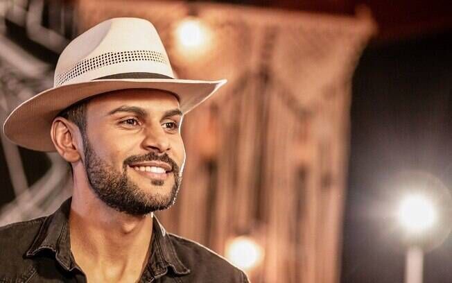 Juripiranga paga meio milhão de reais para shows de Thullio Milionário e Nattanzinho Lima em festa pública Thullio Milionário
