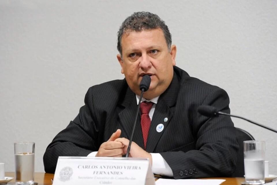 Paraibano é oficialmente nomeado presidente da Caixa Econômica Federal Paraibano é oficialmente nomeado presidente da Caixa Econômica Federal