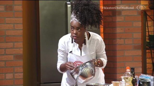 Morre Cecília Ramos, do reality 'MasterChef', aos 41 anos de complicações da Covid-19 Morre Cecília Ramos, do reality 'MasterChef', aos 41 anos de complicações da Covid-19
