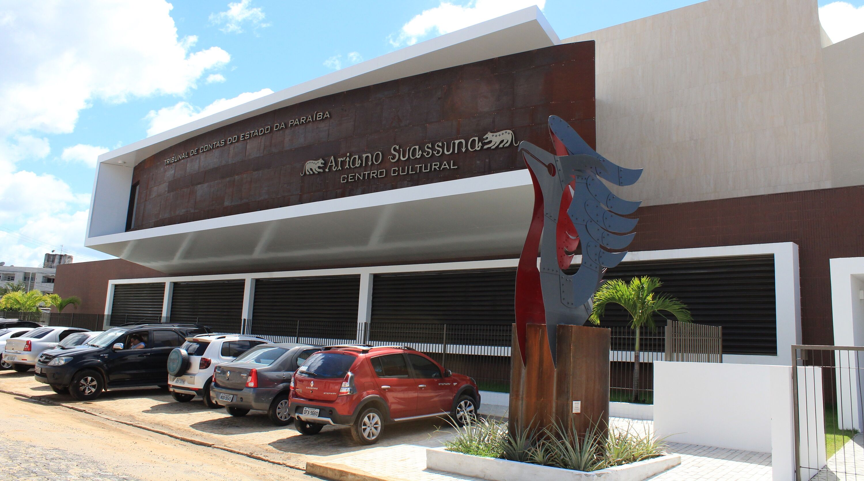 Centro Cultural Ariano Suassuna oferece música, teatro, artes plásticas e literatura neste sábado Centro Cultural Ariano Suassuna oferece música, teatro, artes plásticas e literatura neste sábado