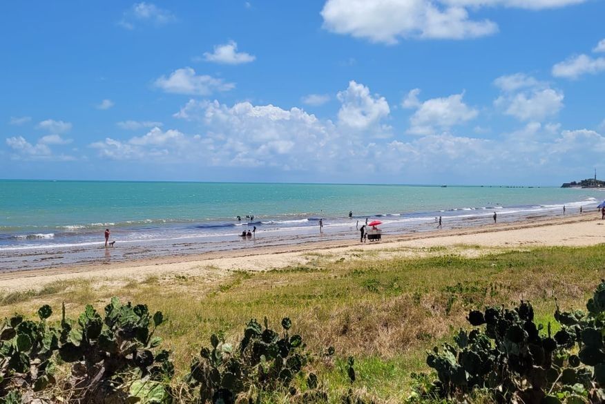Paraíba deve ter céu pouco nublado durante eclipse anular do sol amanhã; fenômeno formará ‘anel de fogo’ Paraíba deve ter céu pouco nublado durante eclipse anular do sol amanhã; fenômeno formará ‘anel de fogo’