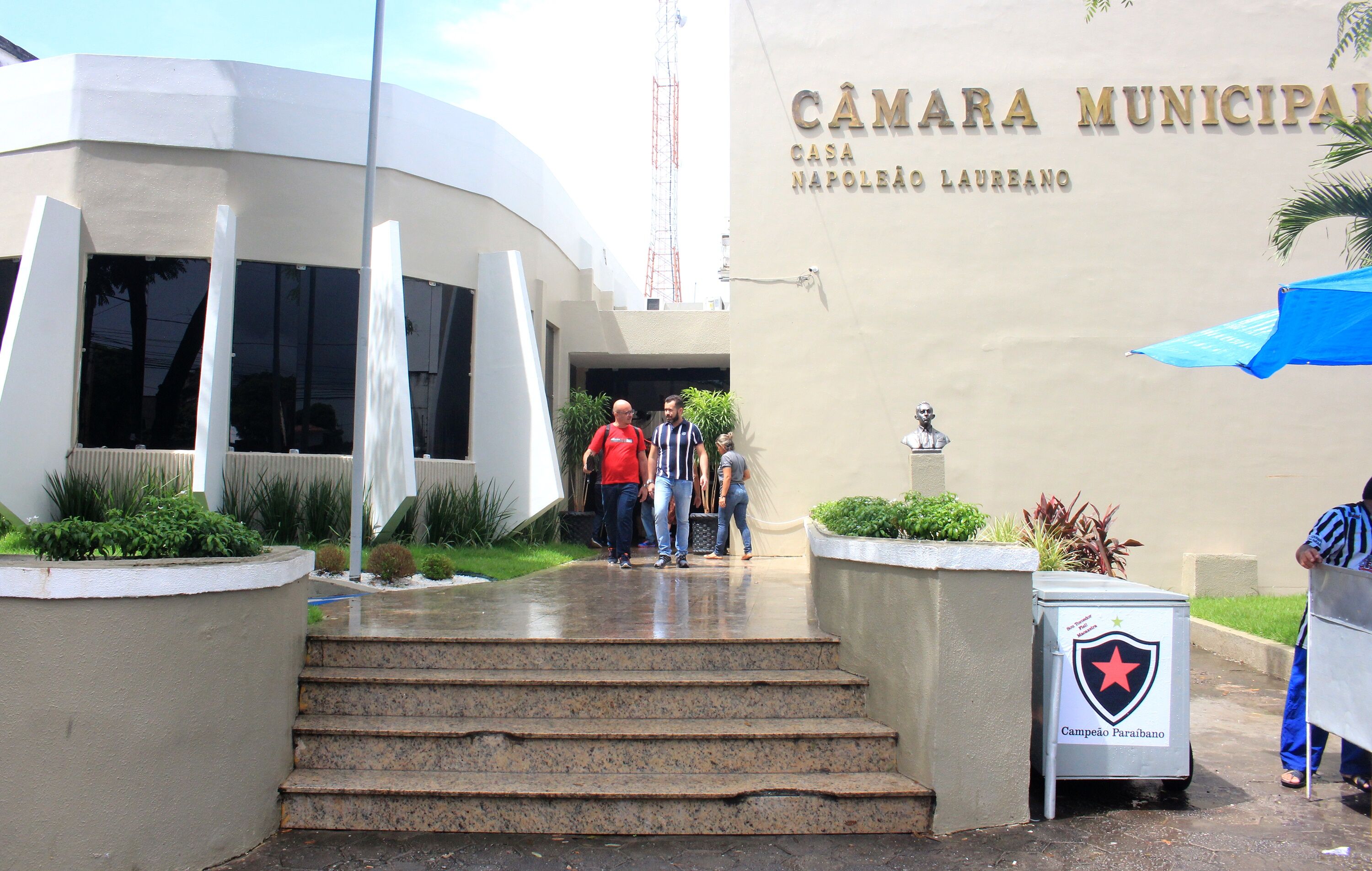 Vereadores de João Pessoa aumentam os próprios salários e do prefeito a partir do próximo ano câmara municipal, joão pessoa