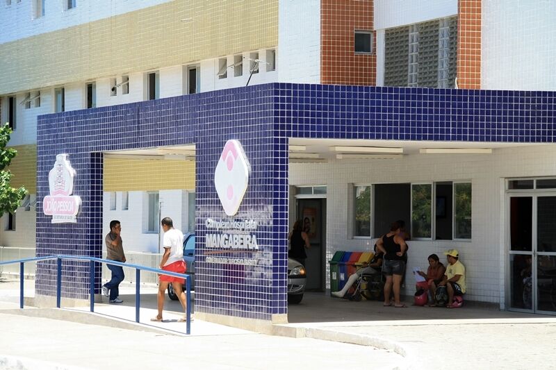 Mulher supostamente atacada por jacaré é socorrida pelos bombeiros e levada para o Trauminha de Mangabeira Mulher supostamente atacada por jacaré é socorrida pelos bombeiros e levada para o Trauminha de Mangabeira