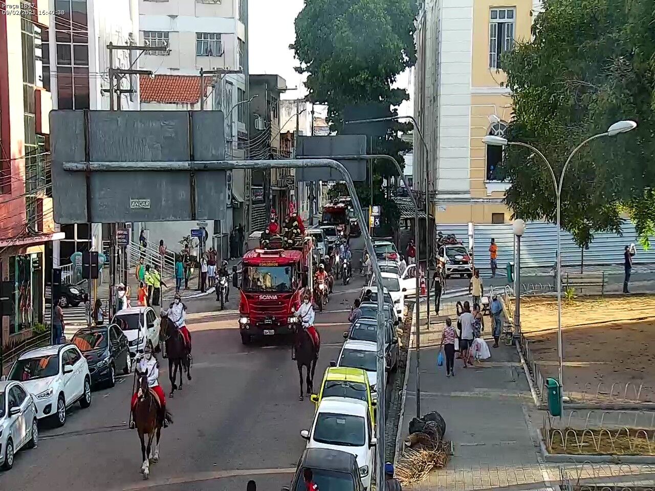 Corpo de José Maranhão chega ao Palácio da Redenção para velório antes de ser levado até Araruna