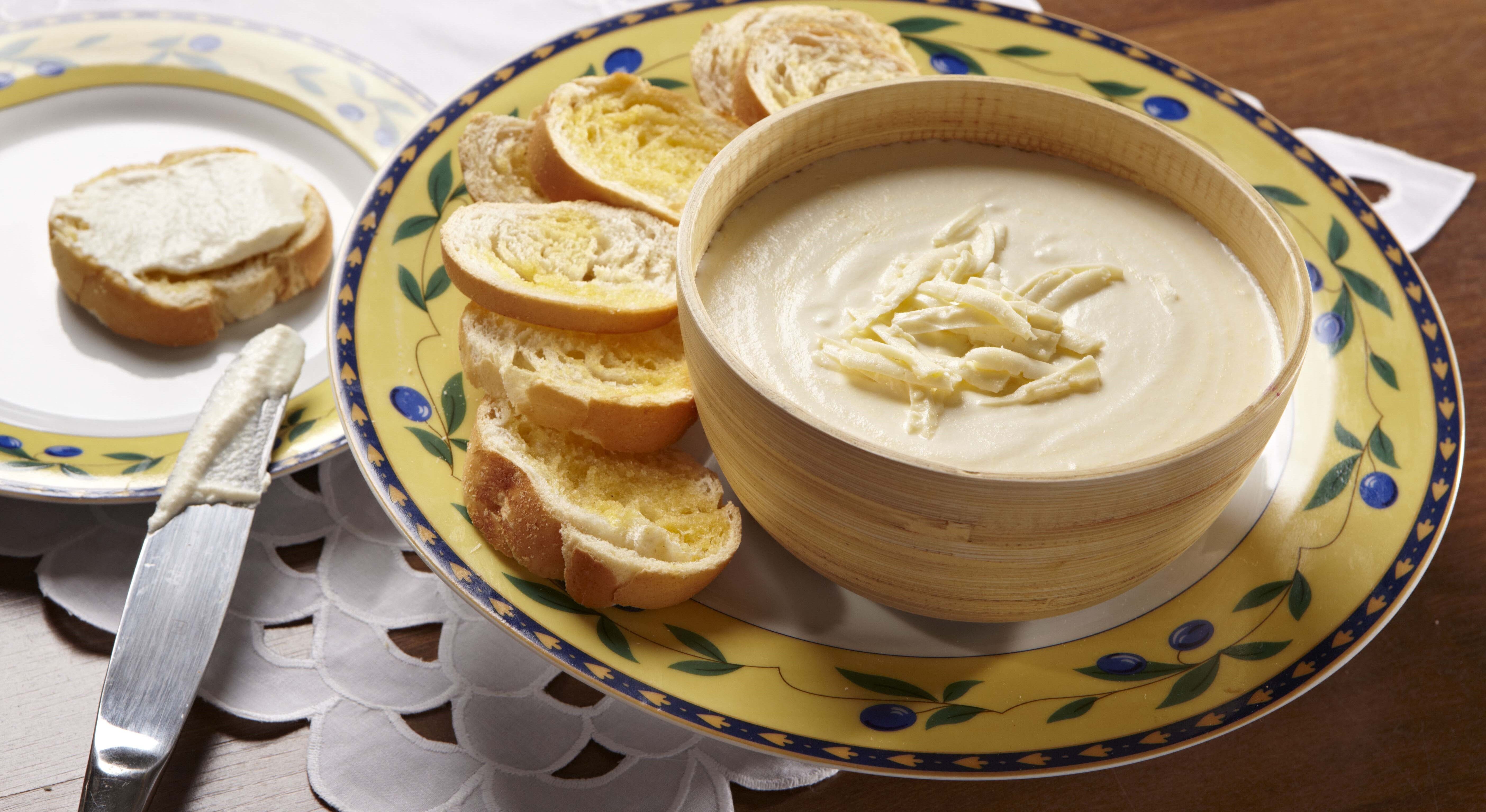 Creme de Ricota: Uma receita prática para uma reunião entre amigos Creme de Ricota: Uma receita prática para uma reunião entre amigos