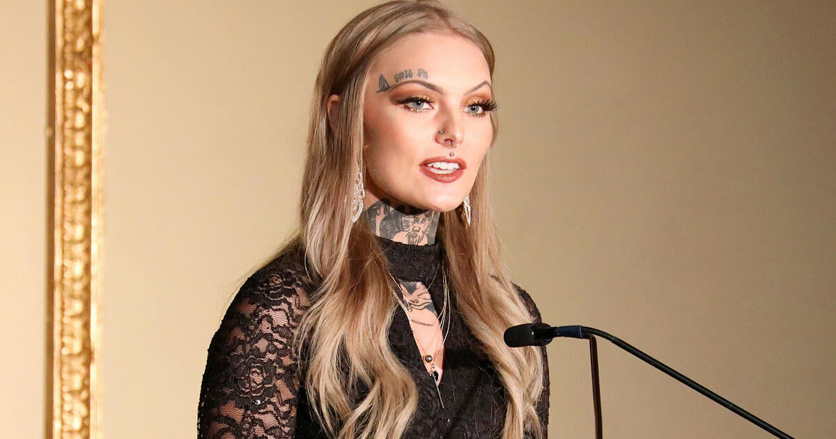 Daisy Coleman, do documentário ‘Audrie & Daisy’ da Netflix, morre aos 23 anos Daisy Coleman, do documentário ‘Audrie & Daisy’ da Netflix, morre aos 23 anos