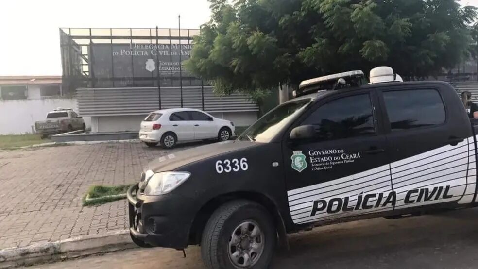Menina de 6 anos filma o próprio estupro no Ceará; suspeito é detido e solto no mesmo dia Menina de 6 anos filma o próprio estupro no Ceará; suspeito é detido e solto no mesmo dia