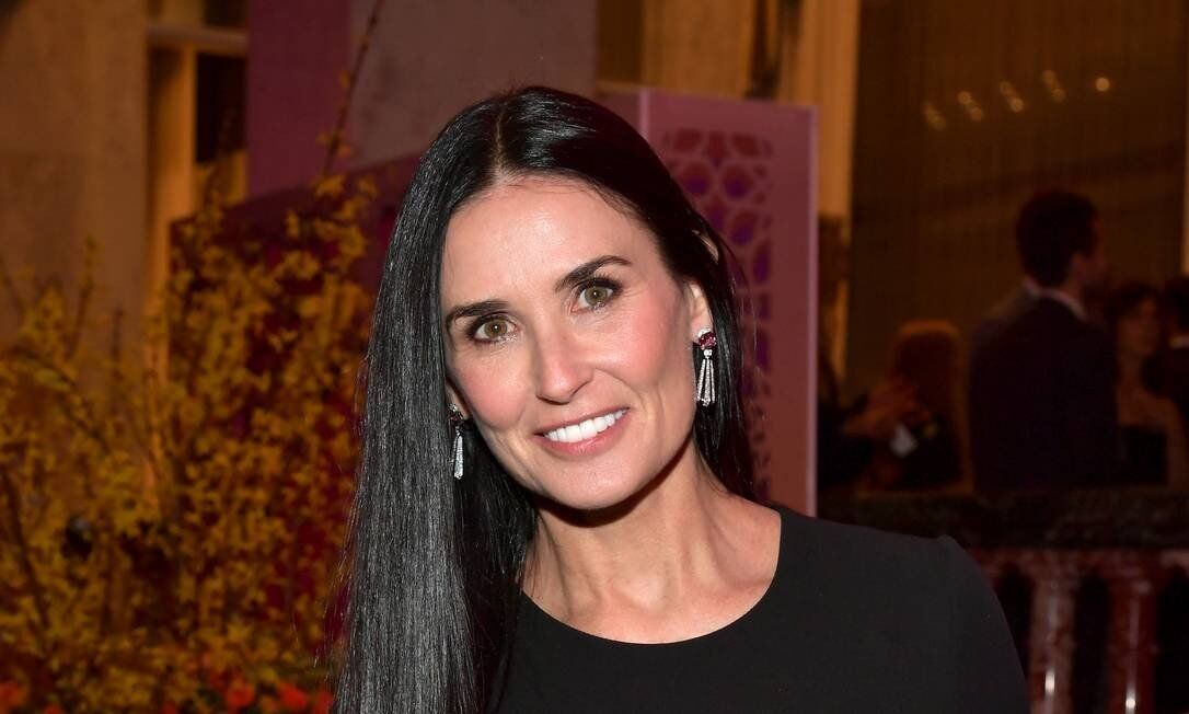 Homem que estuprou Demi Moore aos 15 anos é identificado