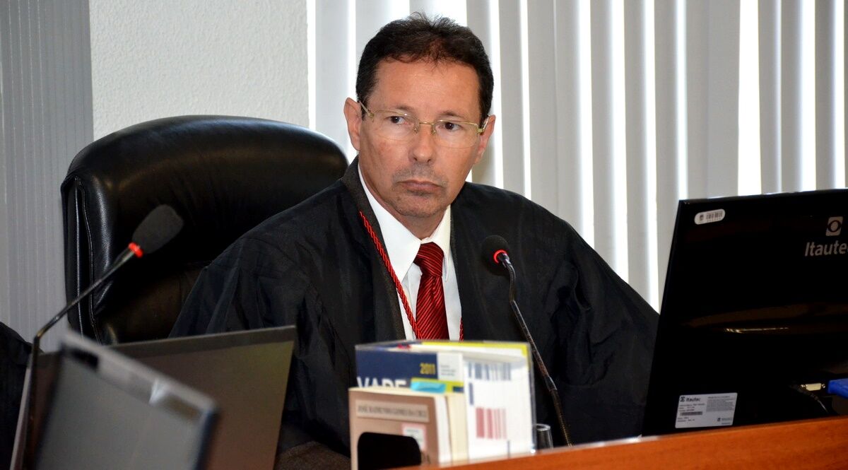 Desembargador suspende liminar que autorizava criação da CPI do Padre Zé Desembargador, Leandro dos Santos