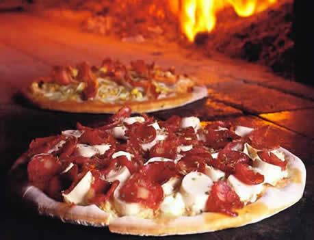 DIA DA PIZZA: Especialista paraibana dá dicas de harmonização com vinhos