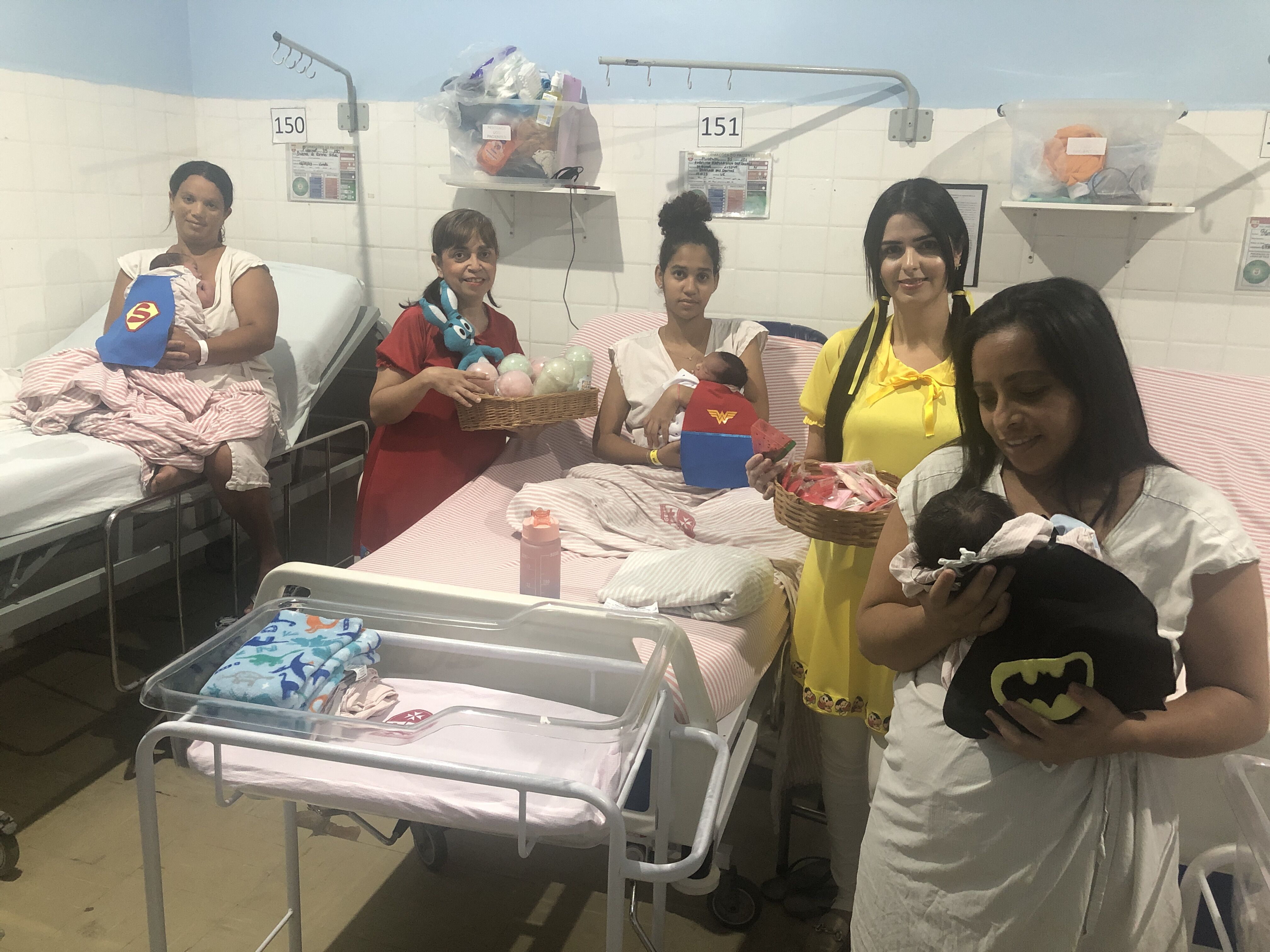 Recém-nascidos se fantasiam para celebrar Dia das Crianças em hospital de João Pessoa Recém-nascidos se fantasiam para celebrar Dia das Crianças em hospital de João Pessoa