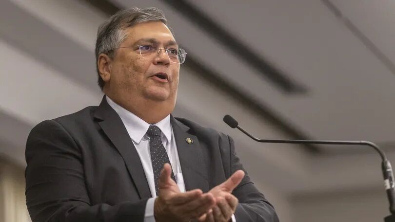 Politizar investigação sobre facção é mau-caratismo, afirma Dino Politizar investigação sobre facção é mau-caratismo, afirma Dino