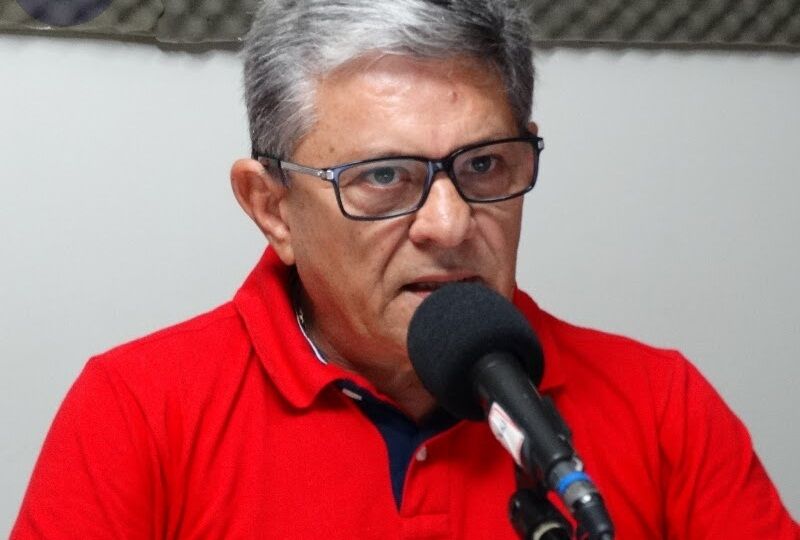 Ministério Público de Contas pede suspensão de "supersalário" de prefeito de Pombal ao TCE Ministério Público de Contas pede suspensão de "supersalário" de prefeito de Pombal ao TCE