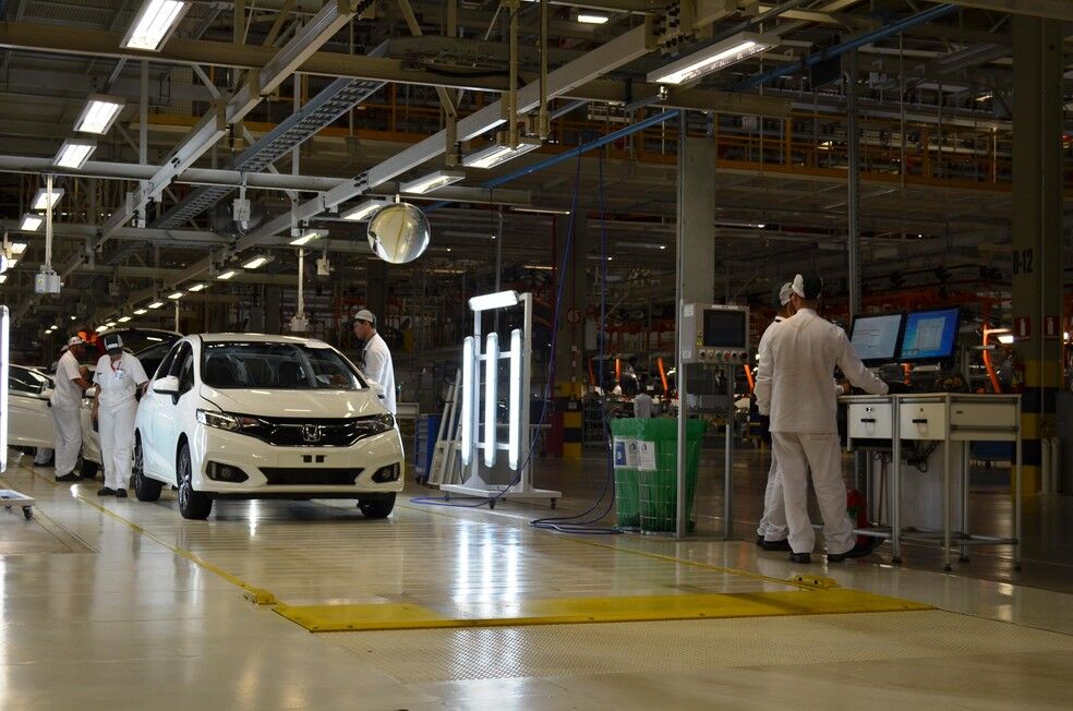 Honda é 8ª montadora a suspender produção no Brasil por piora da pandemia Honda é 8ª montadora a suspender produção no Brasil por piora da pandemia