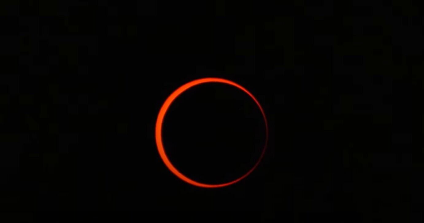 Eclipse anular do sol atrai público na Grande João Pessoa; veja imagens do fenômeno na Paraíba Eclipse anular do sol atrai público na Grande João Pessoa; veja imagens do fenômeno na Paraíba