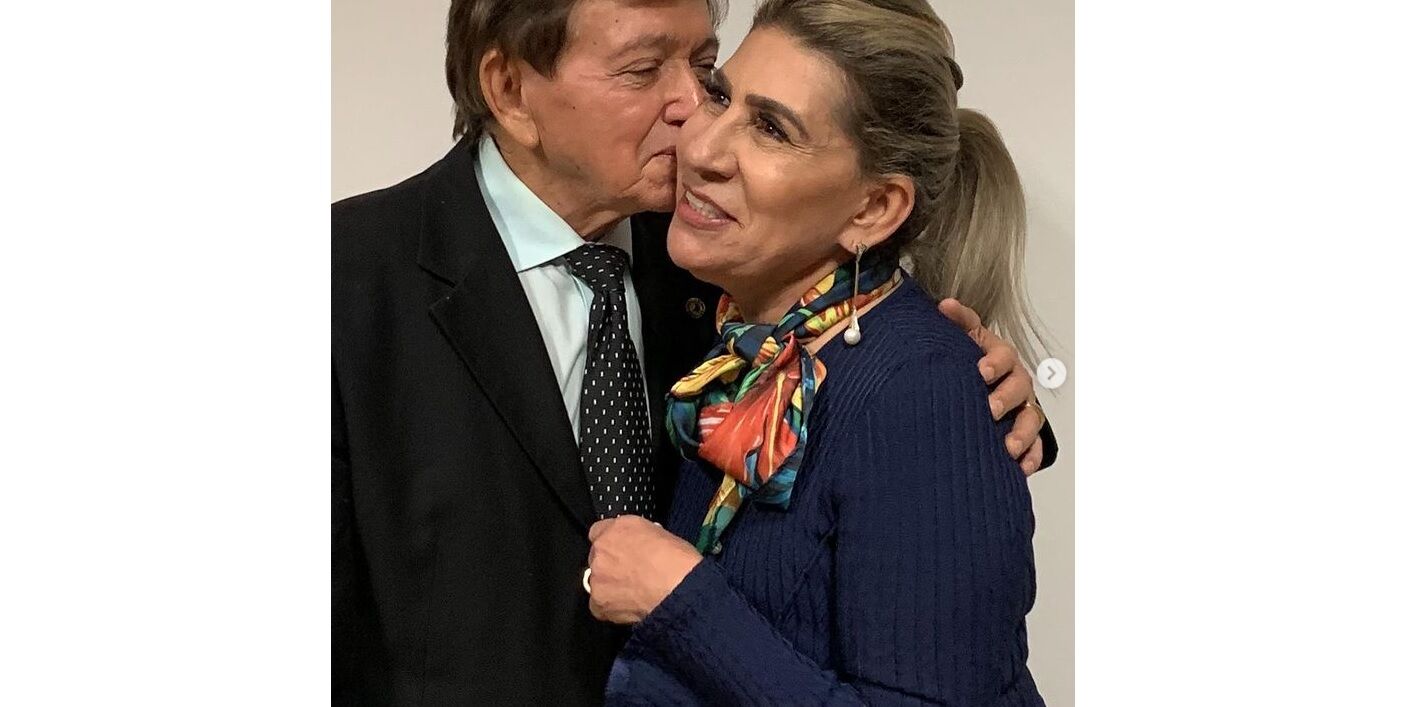Edna Henrique desabafa após morte do marido e deputado João Henrique: "meu coração está sangrando" Edna Henrique desabafa após morte do marido e deputado João Henrique: "meu coração está sangrando"
