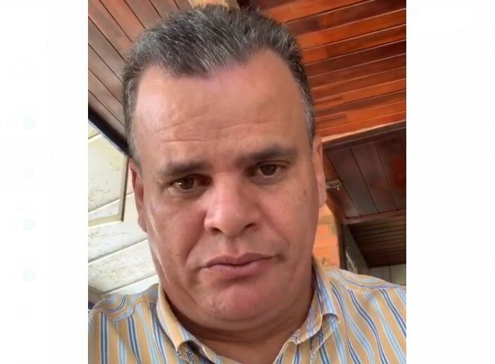 Emerson Mofi reclama do valor da conta de energia e questiona eleitor sobre escolha de candidatos Emerson Mofi reclama do valor da conta de energia e questiona eleitor sobre escolha de candidatos