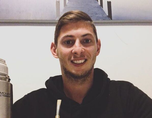 Avião que transportava jogador argentino Emiliano Sala é encontrado Avião que transportava jogador argentino Emiliano Sala é encontrado