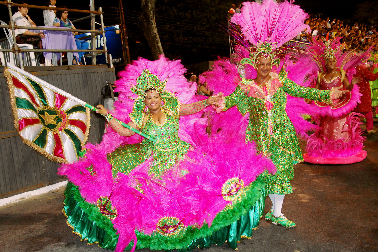 Apuração dos votos do grupo especial das escolas de samba do Rio de Janeiro acontece nesta quarta