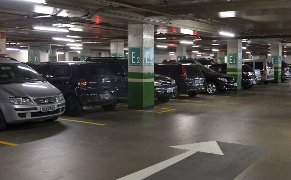 ALPB vota hoje projeto que propõe gratuidade em estacionamentos de shoppings na Paraíba ALPB vota hoje projeto que propõe gratuidade em estacionamentos de shoppings na Paraíba