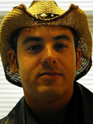 Ex-BBBs lamentam morte de André Cowboy no Twitter Ex-BBBs lamentam morte de André Cowboy no Twitter