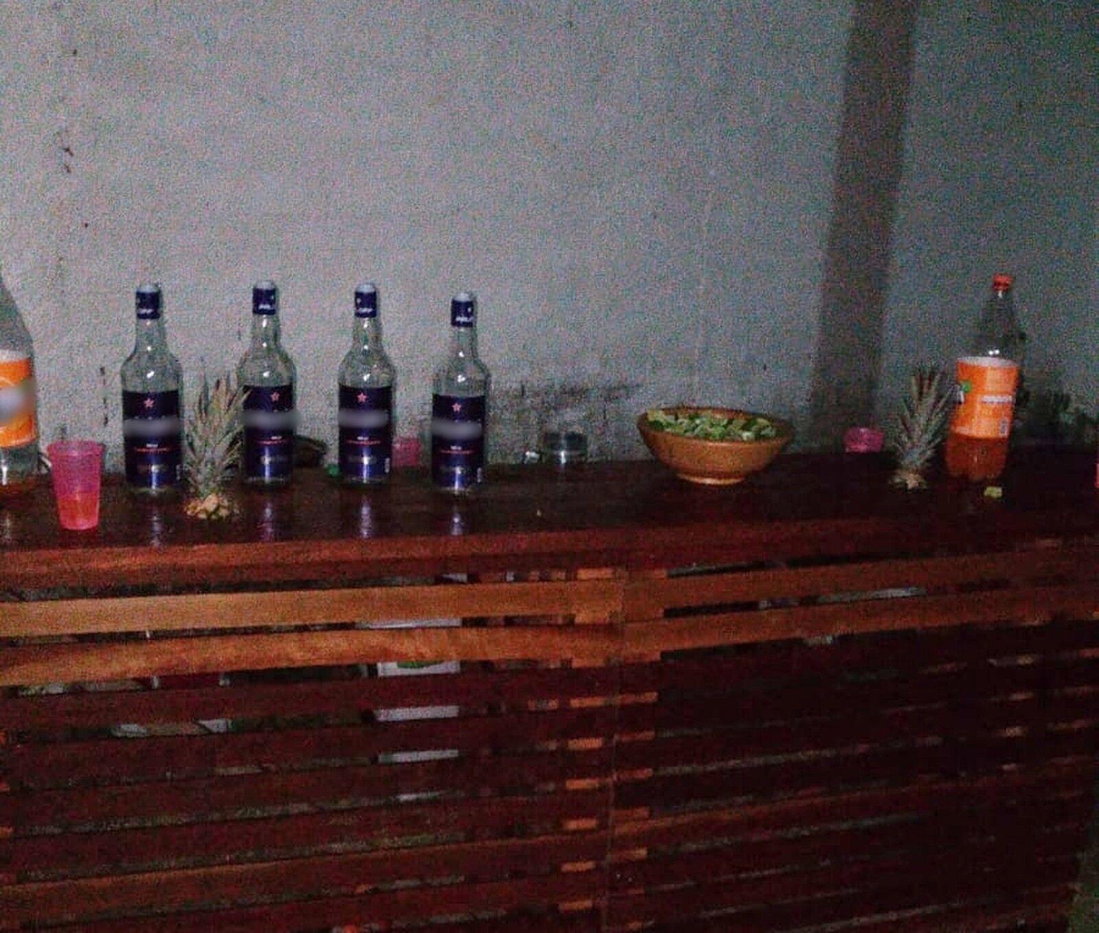 Justiça fecha festa por exploração sexual de mais de 100 adolescentes no Bessa Justiça fecha festa por exploração sexual de mais de 100 adolescentes no Bessa