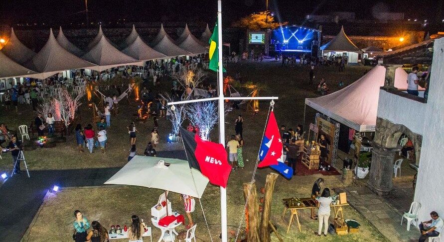 I Festival Gastronômico de Cabedelo será encerrado neste domingo com shows de Renato Arruda e Jurandir do Sax I Festival Gastronômico de Cabedelo será encerrado neste domingo com shows de Renato Arruda e Jurandir do Sax