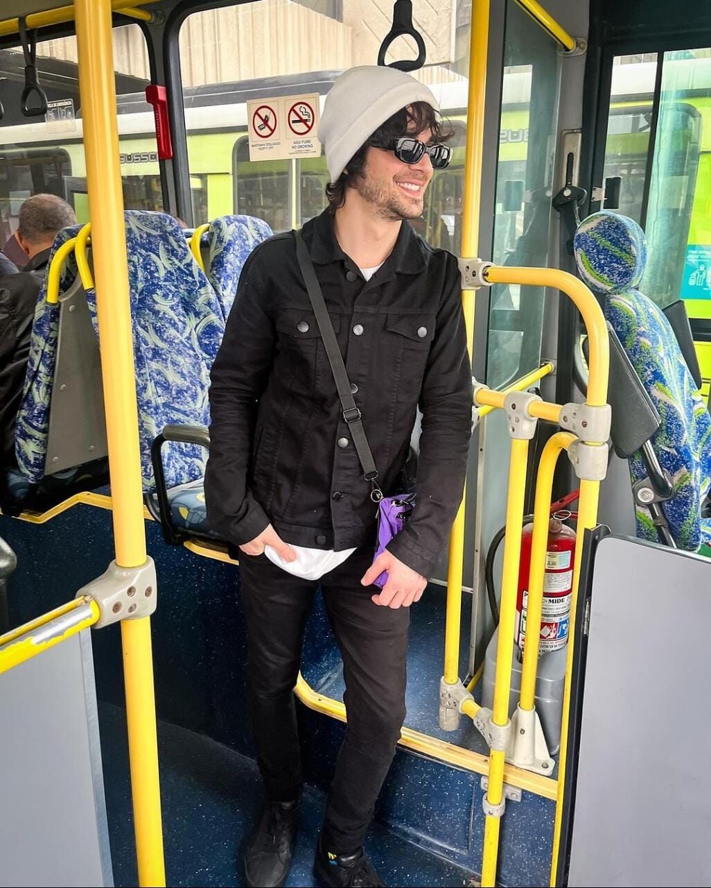 Fiuk publica foto em ônibus "a caminho" de evento em João Pessoa: "próxima parada? Imagineland" Fiuk publica foto em ônibus "a caminho" de evento em João Pessoa: "próxima parada? Imagineland"