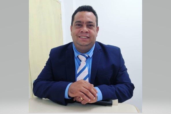 Vereador de Conde diz que é vítima de “fatos distorcidos” e quer colaborar com investigação após denúncia de estupro Vereador de Conde diz que é vítima de “fatos distorcidos” e quer colaborar com investigação após denúncia de estupro